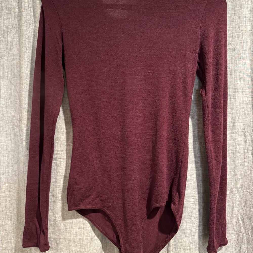 Wilfred Free Burgundy Knit Top
